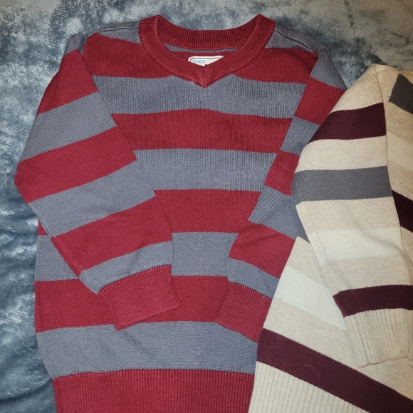 Childrens Place Set of Two Sweaters - Picture 3 of 5